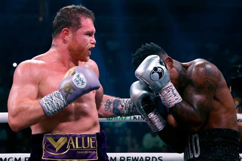 Canelo Alvarez dominates Jermell Charlo to retain undisputed.